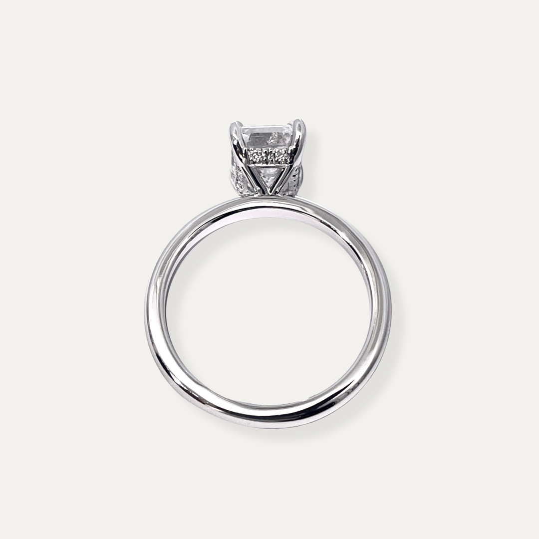 The Elia Hidden Halo Ring