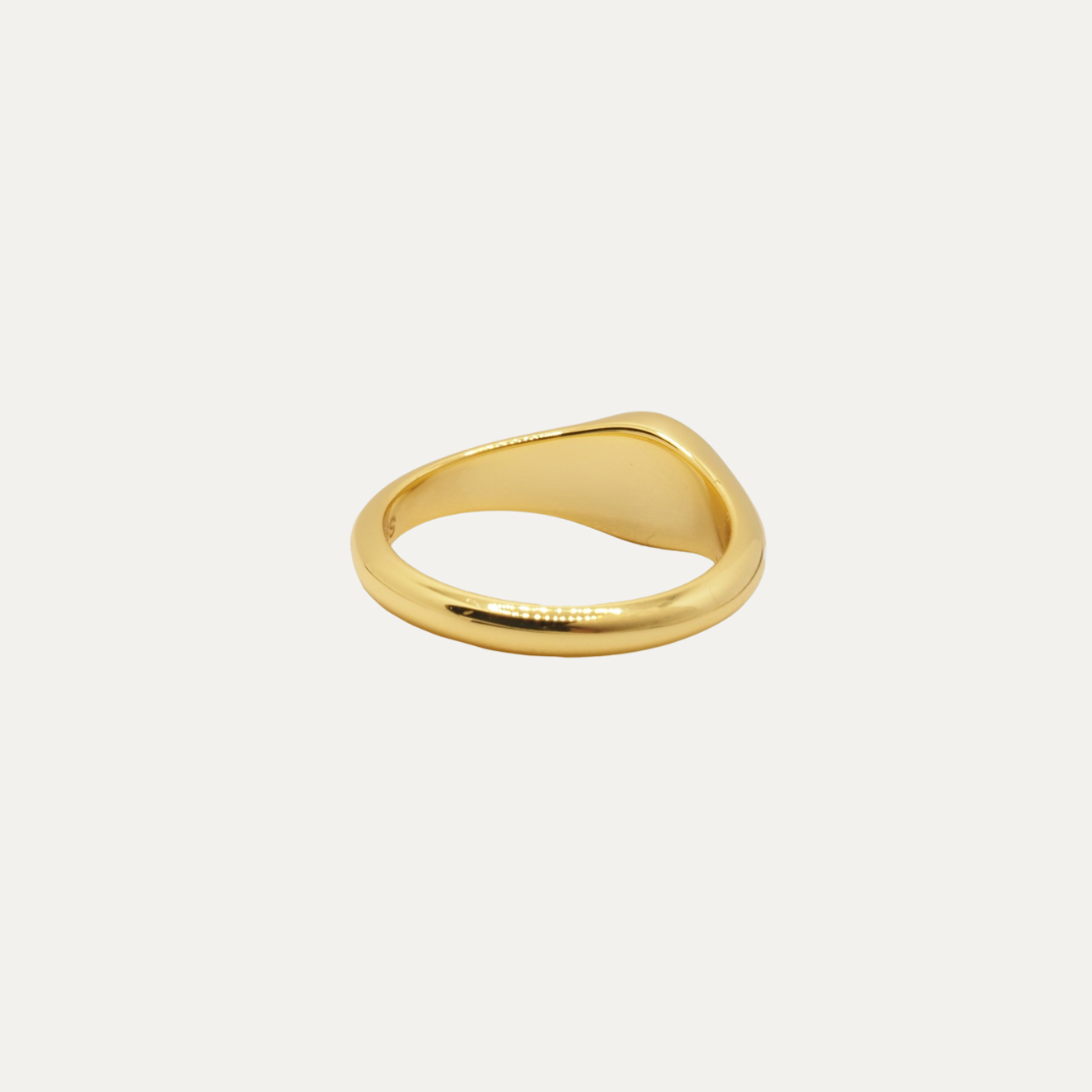 Solid Gold Eden Round Signet Ring