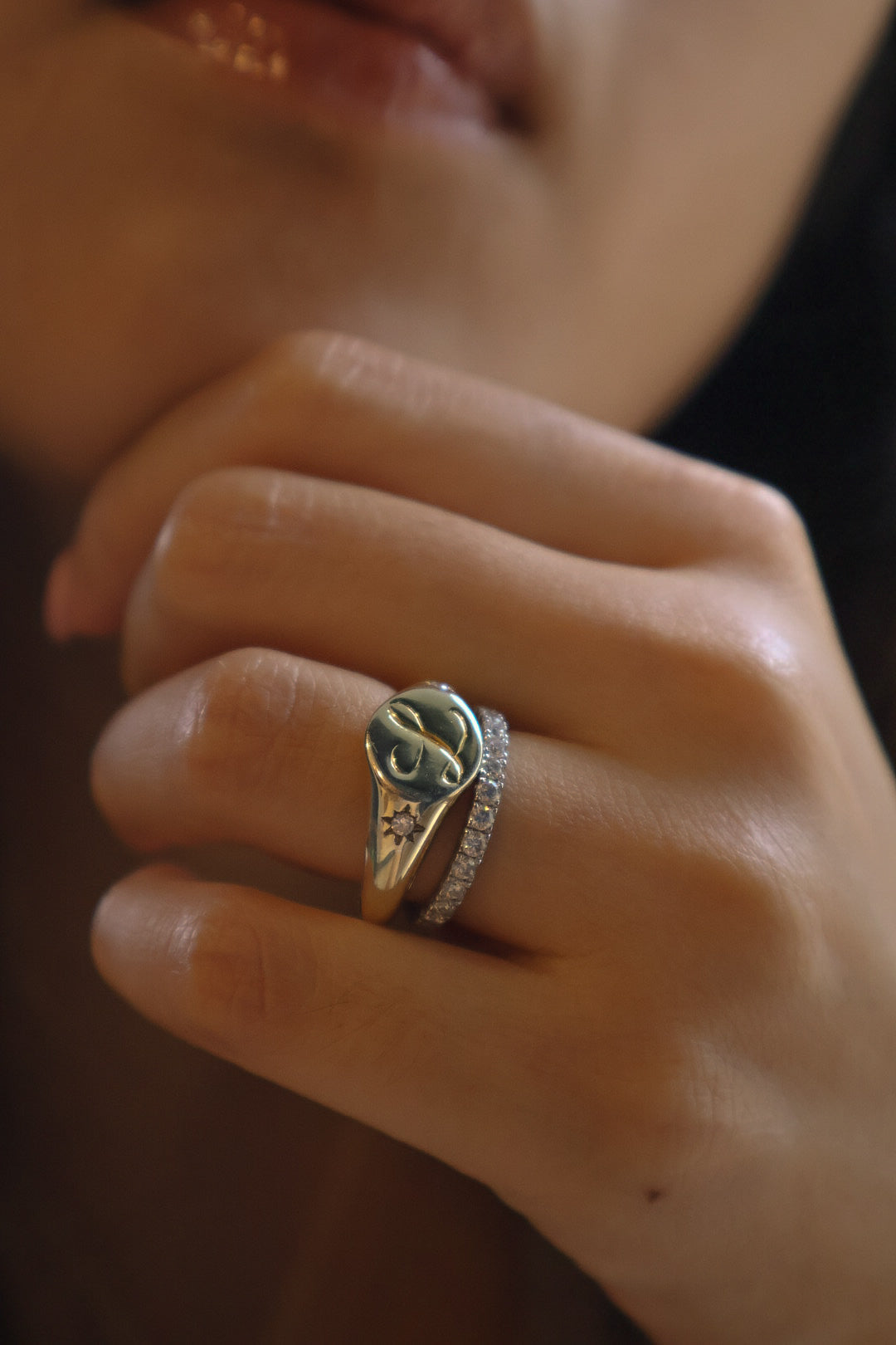 Nova Round Signet Ring