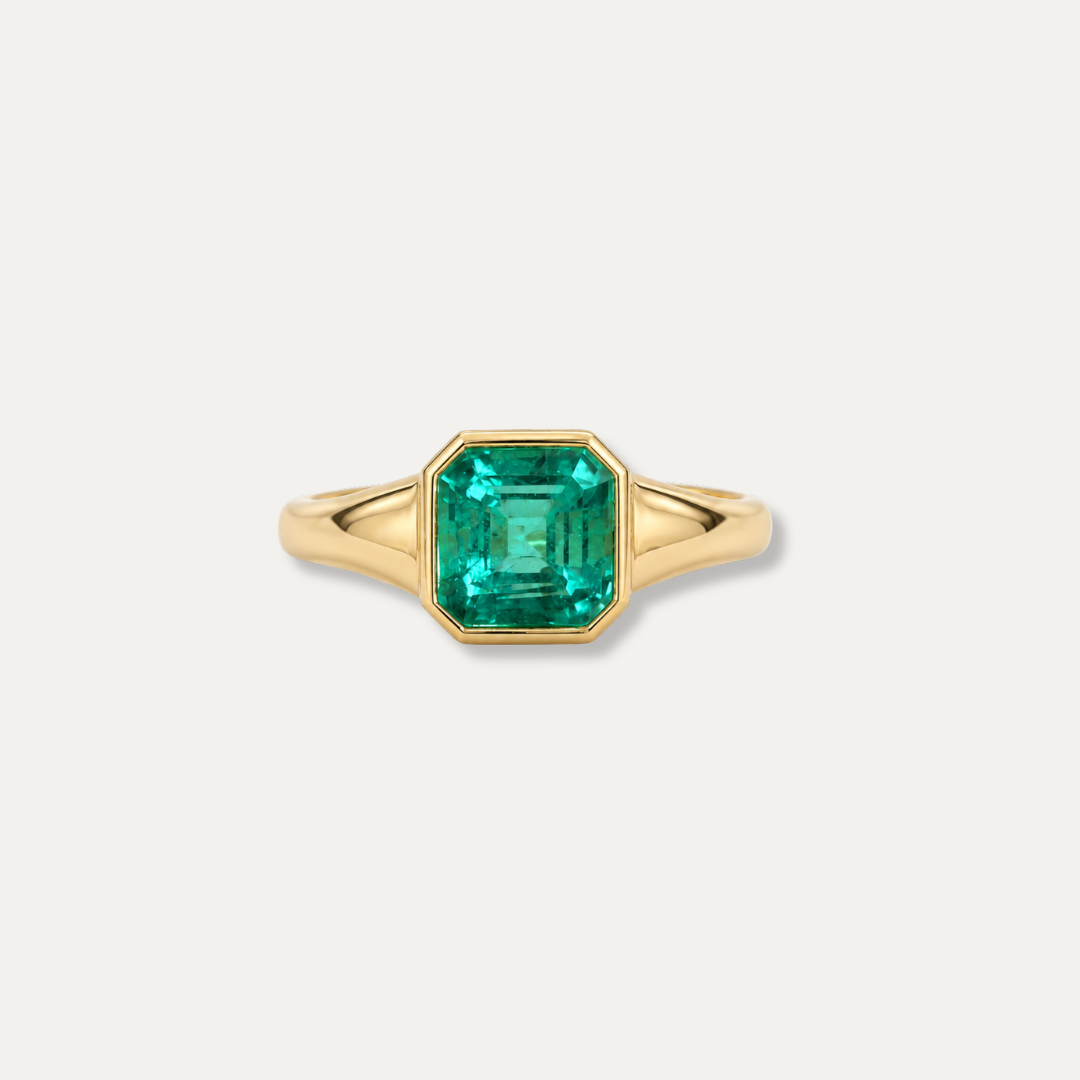 The Alba Emerald Bezel Ring