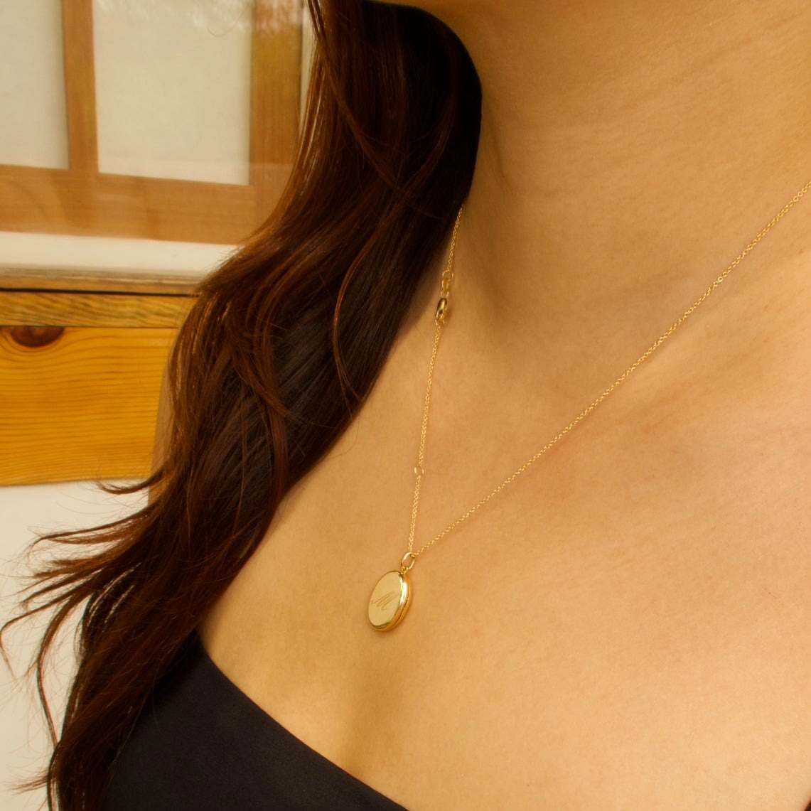 Solid Gold Star-Set Oval Locket