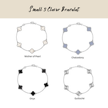 Load image into Gallery viewer, Large 5 clover bracelet [Preorder]
