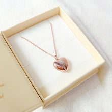 Load image into Gallery viewer, Engravable Birth Flower Locket
