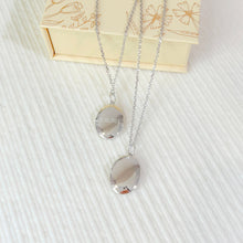 Load image into Gallery viewer, personalised photo locket
