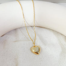 Load image into Gallery viewer, Script initial Locket
