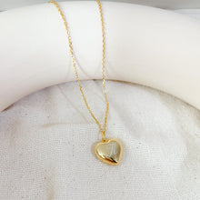 Load image into Gallery viewer, Script Initial Locket [1 photo]
