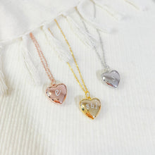 Load image into Gallery viewer, Birth Flower Bouquet Locket [1 photo]
