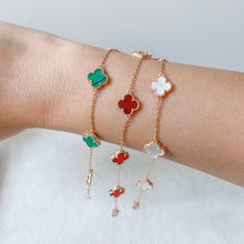 Load image into Gallery viewer, Small 5 clover bracelet [Preorder]
