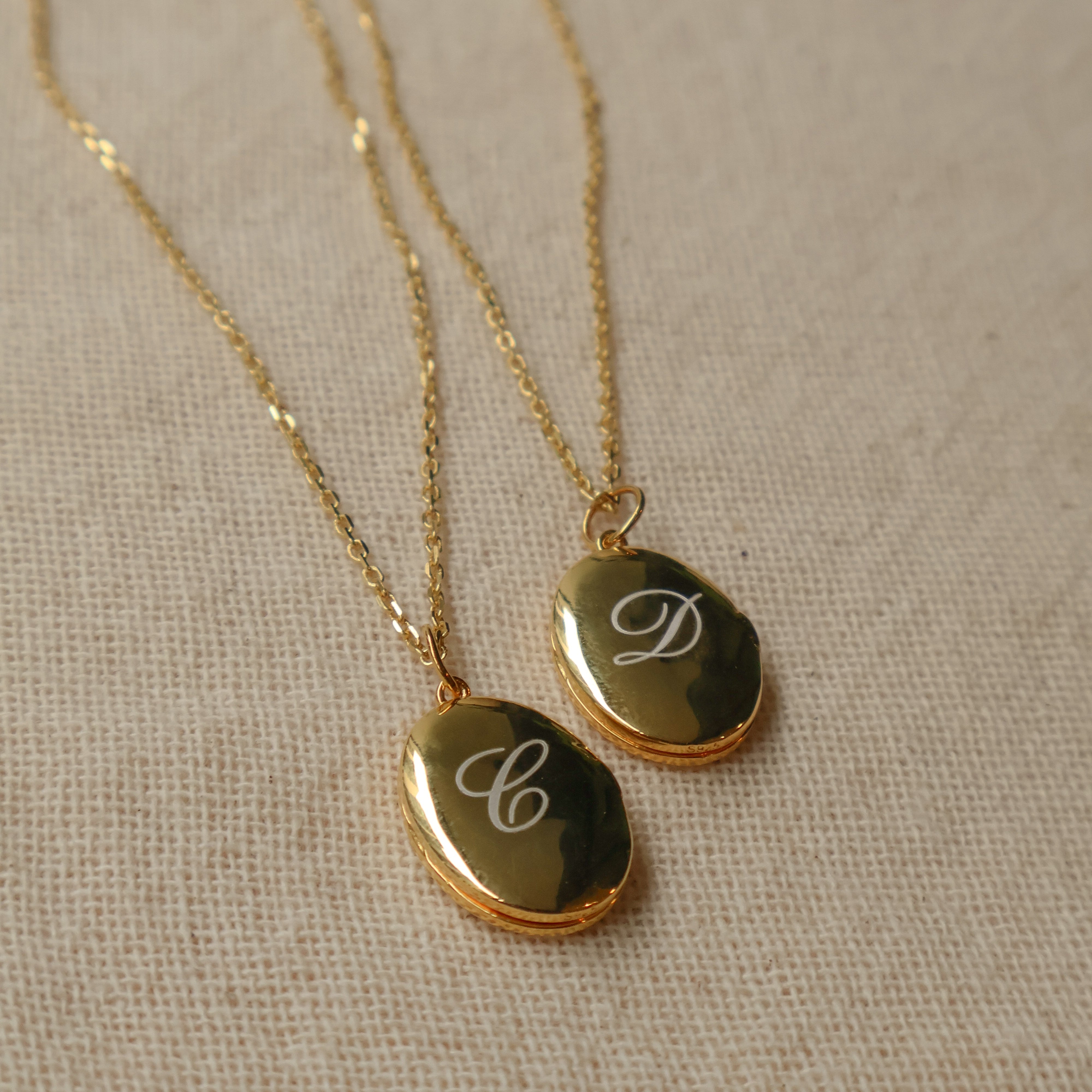 Script Initial Locket [2 photos + engraving]