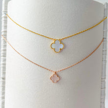 Load image into Gallery viewer, Small Clover necklace [Preorder]

