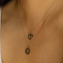 Load image into Gallery viewer, Paw print Heart Necklace
