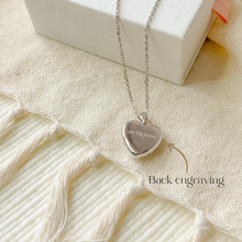 Load image into Gallery viewer, photo locket engravable

