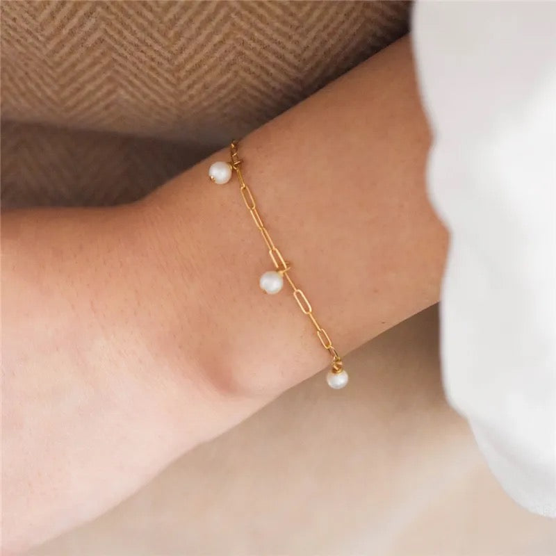 Gold filled Pearl drops Bracelet