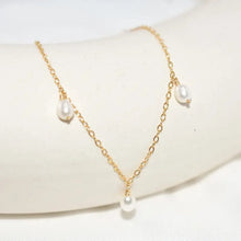 Load image into Gallery viewer, Gold filled Freshwater pearl drop necklace
