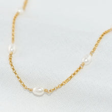 Load image into Gallery viewer, Gold filled Baroque Pearl Bracelet
