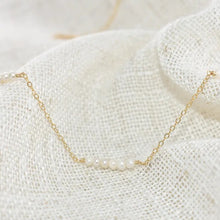 Load image into Gallery viewer, Gold filled Freshwater pearl choker
