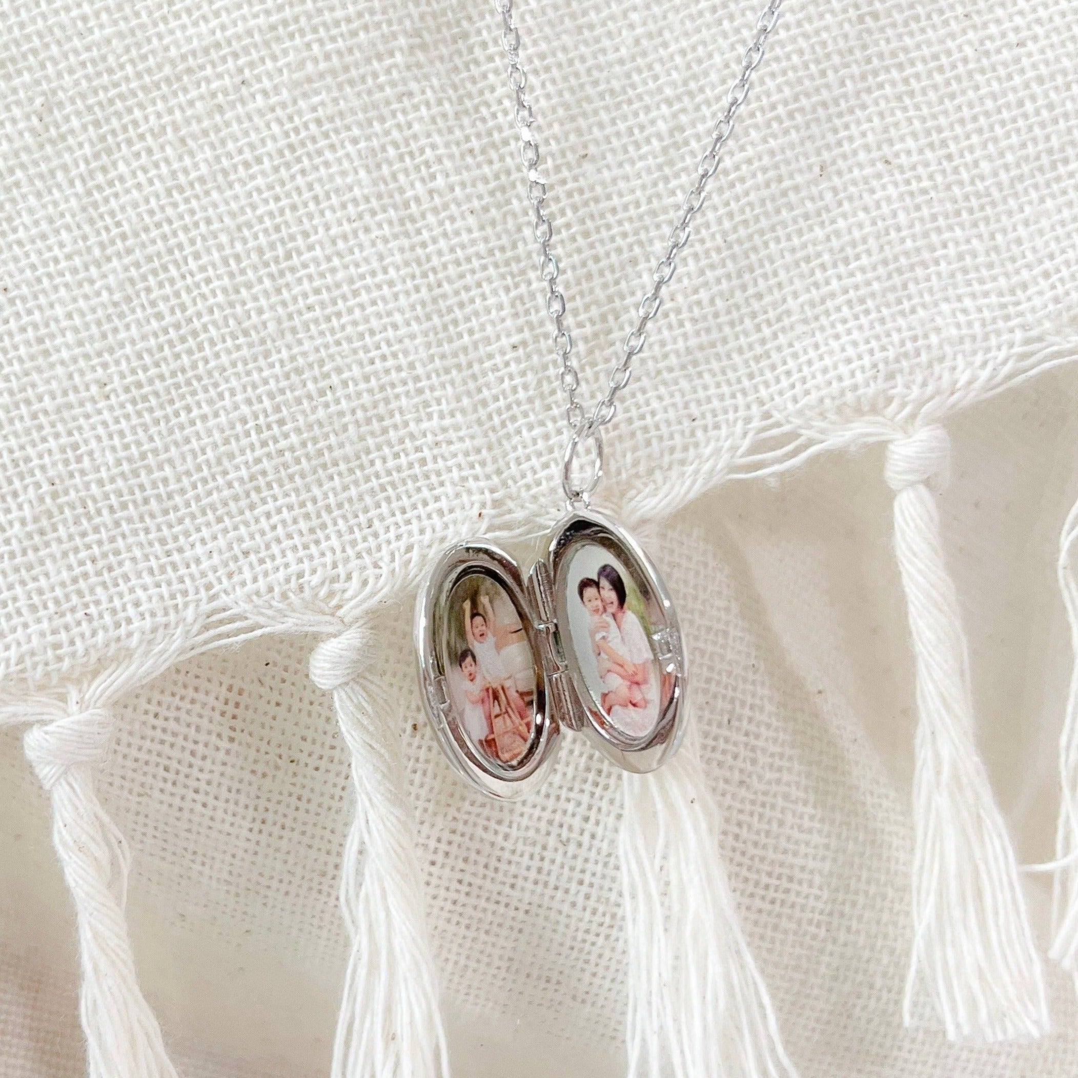 oval photo locket