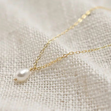 Load image into Gallery viewer, Gold filled Single pearl drop necklace
