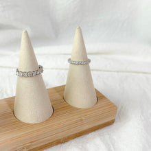 Load image into Gallery viewer, Eternity ring (2mm)

