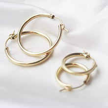 Load image into Gallery viewer, Everyday Classic Hoop Earrings [Gold-filled]
