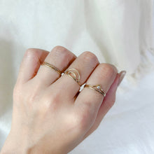 Load image into Gallery viewer, Vern stackable ring
