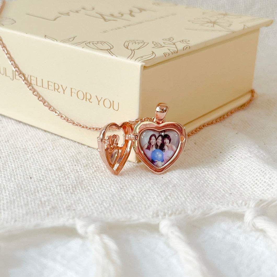 Claddagh Heart Locket [Engravable]