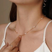 Load image into Gallery viewer, Gold filled Freshwater pearl chain
