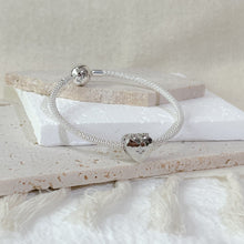Load image into Gallery viewer, Heart locket Photo Charm
