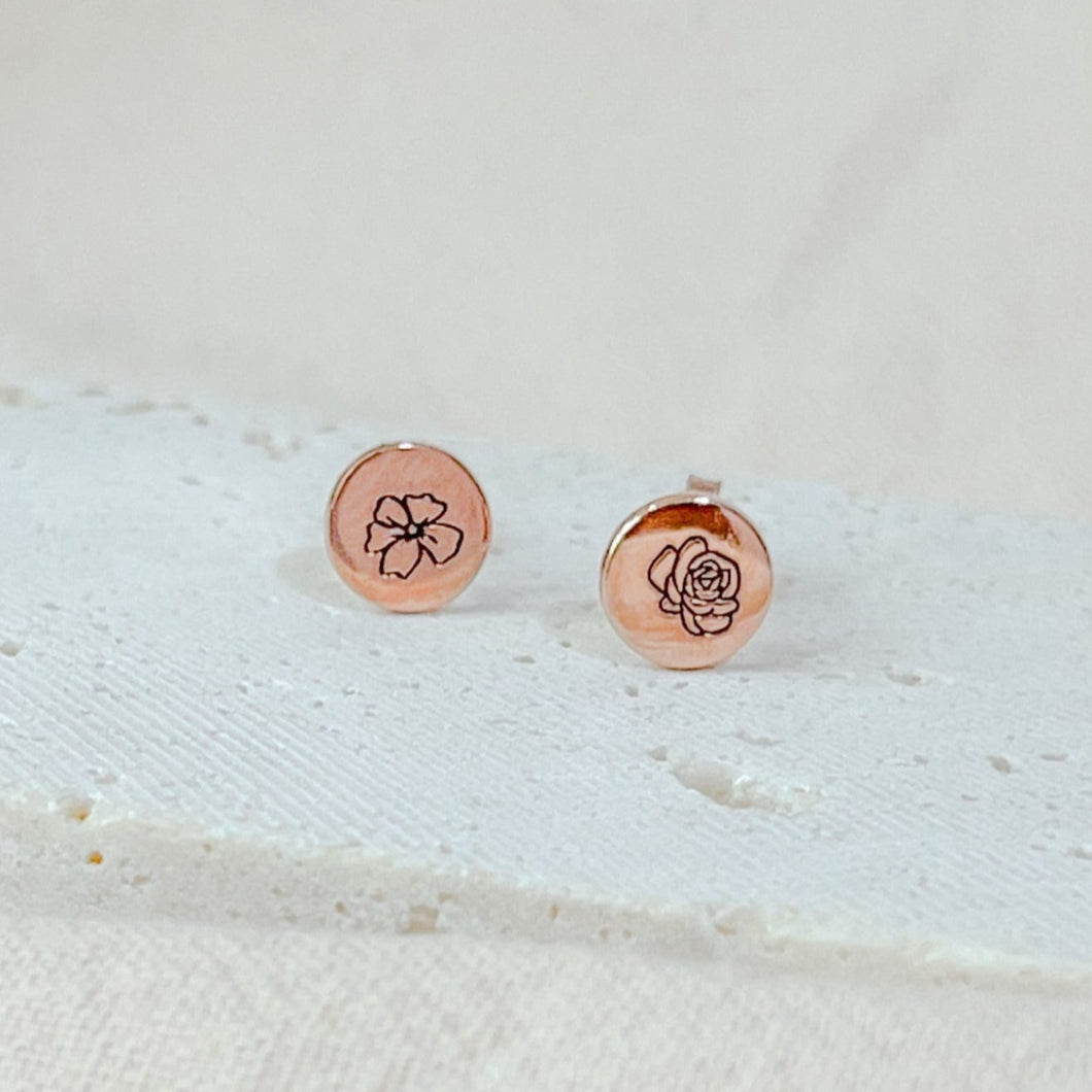Mini stud earrings (7mm)