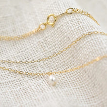 Load image into Gallery viewer, Gold filled Layered pearl necklace
