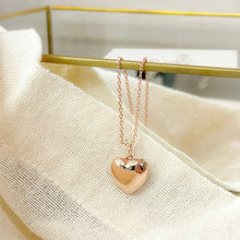Load image into Gallery viewer, Photo locket necklace
