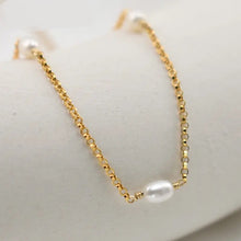 Load image into Gallery viewer, Gold filled Freshwater pearl chain
