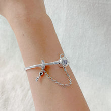 Load image into Gallery viewer, Heart Lock and Key Safety Charm Bracelet
