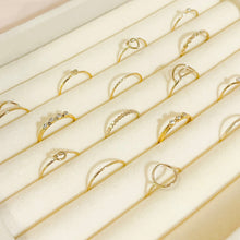 Load image into Gallery viewer, Beatrice Tiny Heart Ring
