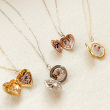 Load image into Gallery viewer, Heart locket necklace
