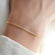 Load image into Gallery viewer, Gold filled curb chain Bracelet
