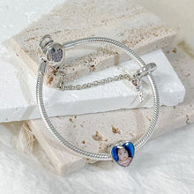 Load image into Gallery viewer, Engravable Heart Photo Charm
