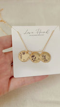 Load and play video in Gallery viewer, Triple birth flower necklace [Engrave]
