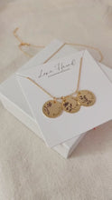 Load and play video in Gallery viewer, Triple birth flower necklace [Engrave]
