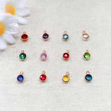 Load image into Gallery viewer, The Cross My Heart Necklace [Oval]
