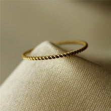 Load image into Gallery viewer, Kyla Twisted stackable ring
