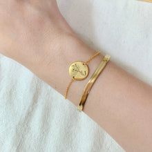 Load image into Gallery viewer, The Herringbone bracelet
